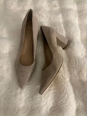 MARC FISHER MLZALA SUEDE LEATHER HEELS Size 7.5 new